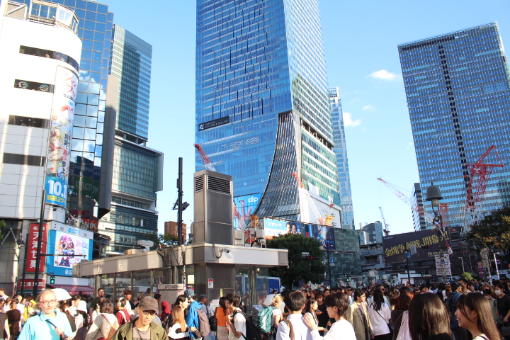 渋谷駅前